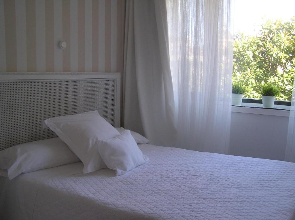 Hotel Central By Myhousespain Gijón Rom bilde
